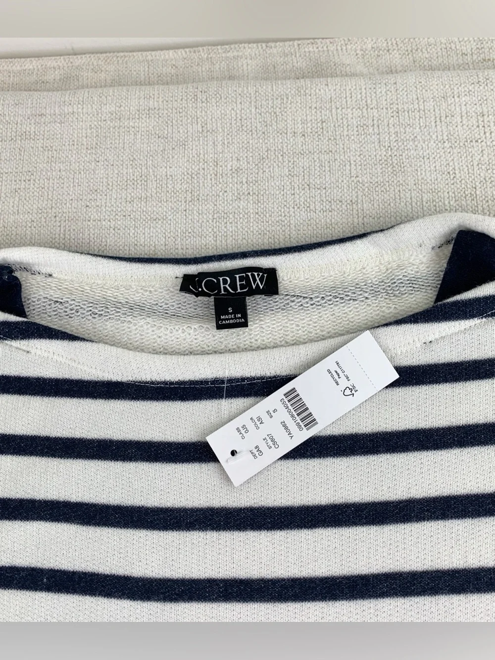 J crew women's S Heritage terry boatneck sweatshirt boat neck alegra stripe navy